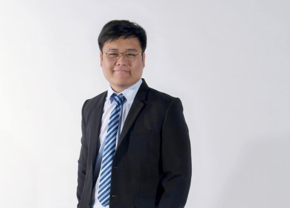 杜英豪