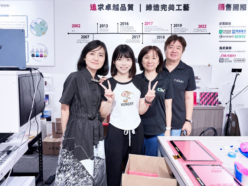 輔導教師訪視，與實習學生及業師合影